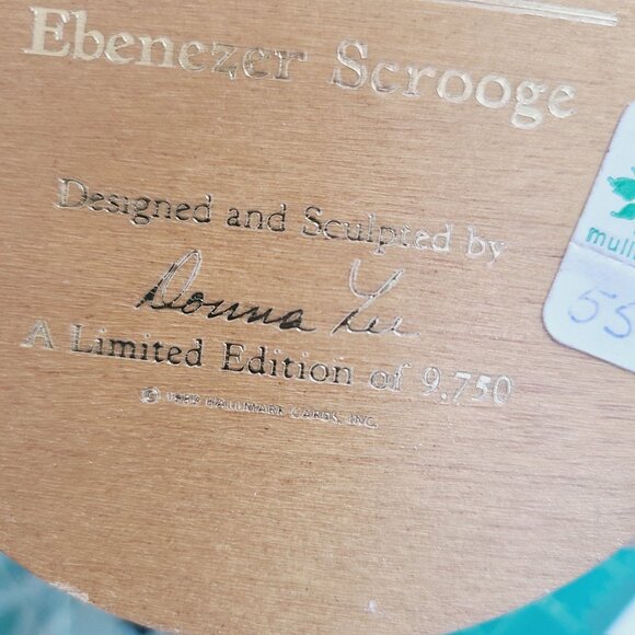 Hallmark Ebenezer Scrooge Limited Edition Figurine By Donna Lee In Original Box - Picture 8 of 13